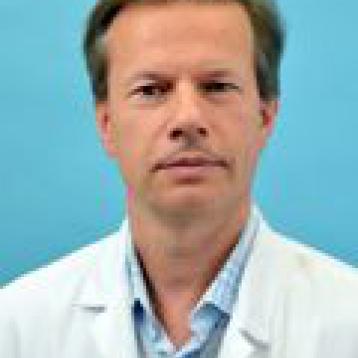 MD De Greef, new referral surgeon in Luxembourg