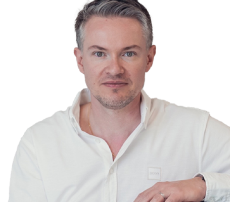 Dr Daniel Arnaud